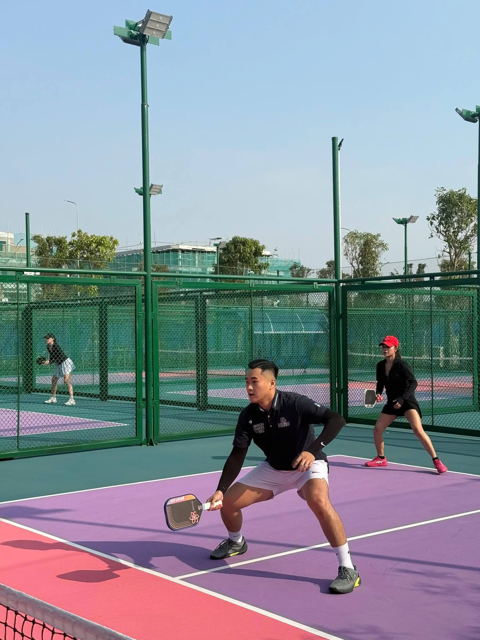 Giải đấu pickleball do cư dân tổ chức ngay trong nội khu là minh chứng rõ nét cho việc tiện ích đã được sử dụng và cộng đồng đang dần hình thành.